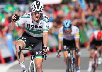 Bennett repite victoria al esprint en un accidentado final