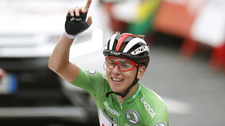 Pogacar hace historia en la Vuelta con tres triunfos en alto