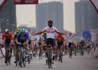 Gaviria vuelve a ganar y Enric Mas sobrevive a los ataques