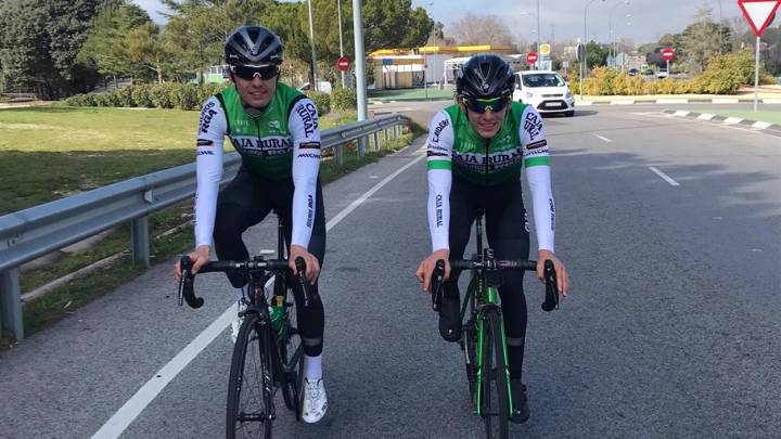 Gonzalo y Javier Serrano con el Caja Rural