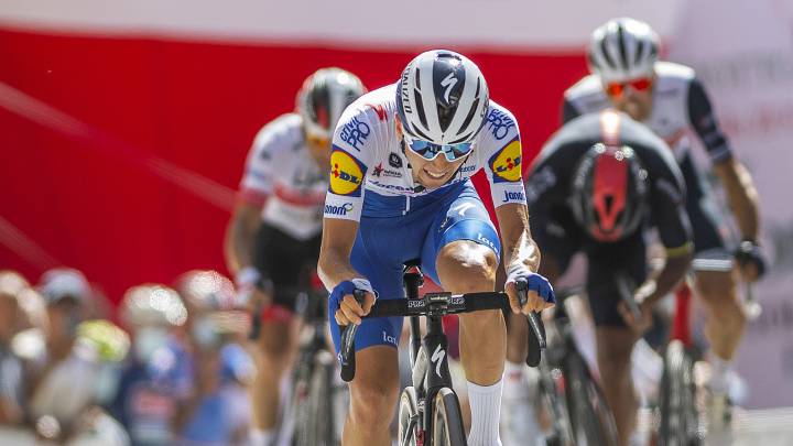 Bagioli, líder tras ganar la 2ª etapa por delante de Narváez