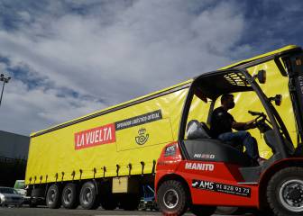 Así se transporta toda la infraestructura de la Vuelta 2020