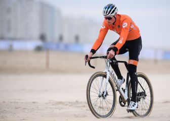 Van der Poel-Van Aert, con el arcoíris en juego