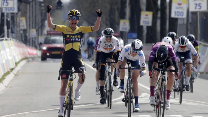Vos se impone en el alocado final de la Amstel Gold Race