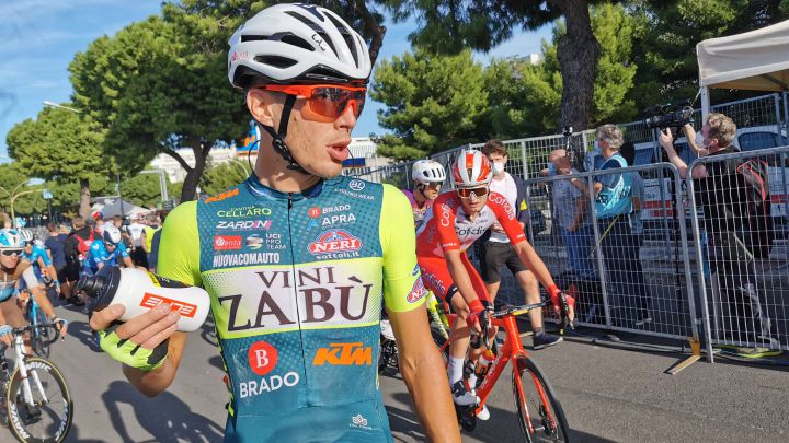 El ciclista italiano Matteo Spreafico, al término de una carrera.