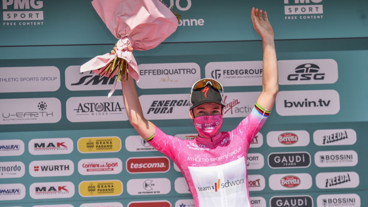 Anna van der Breggen gana el Giro de Italia por cuarta vez