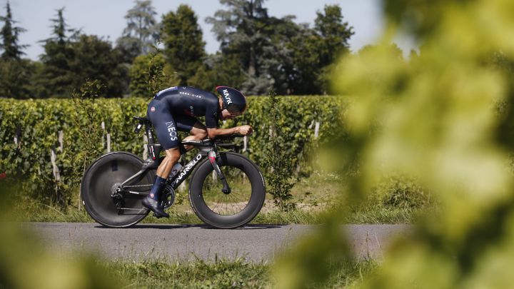 Los españoles en el Tour: Castroviejo, a buen nivel