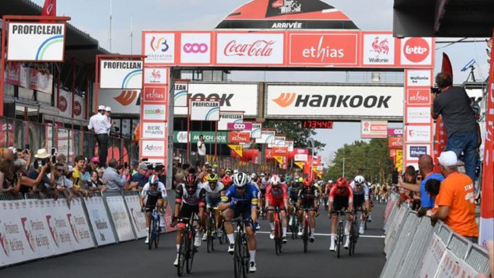 Jakobsen gana en Valonia el primer sprint desde su accidente