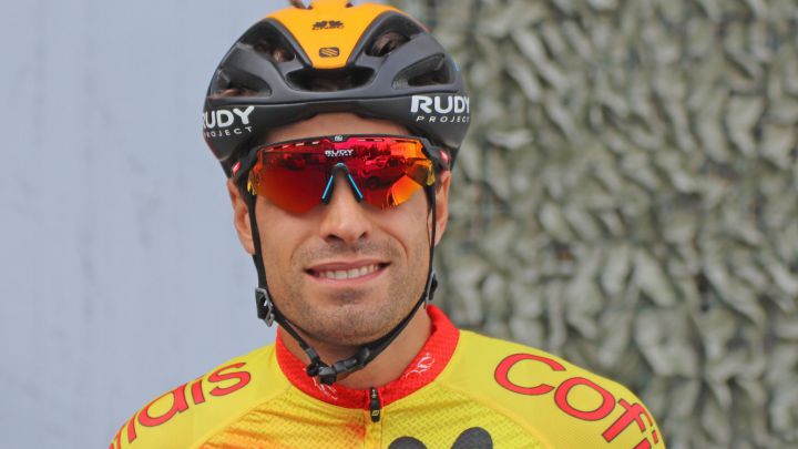 El ciclista español Mikel Landa posa antes de los Mundiales de Ciclismo de Imola 2020.