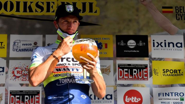 Van Poppel sorprende con su ataque en el último kilómetro