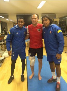Cuadrado, Ceni y Henao: una foto cargada de historia y títulos