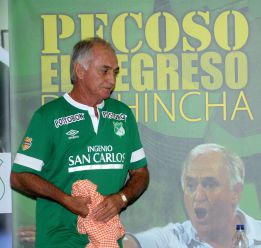 Pleito: ¿Fernando 'Pecoso' Castro en el palco o el banco?