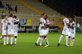 Envigado gana y es colíder de la Liga Águila
