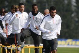 Andrés Tello entrena en la 'Juve' con Tévez, Pogba y Evra