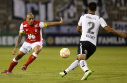 Santa Fe golea 3-0 a Colo a Colo y está a un punto de octavos
