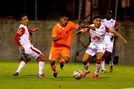 Envigado y Santa Fe firman un 0-0 que los ratifica en la liguilla final