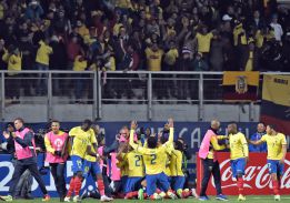 Con un gran Valencia, Ecuador vence a México