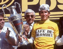 La llegada de héroe de Lucho Herrera en el Tour del 85