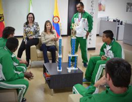 Jóvenes con problemas con la ley, subcampeones de Hapkido