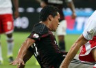 Con Bacca los 90 minutos el Milan le gana al Perugia 2-0