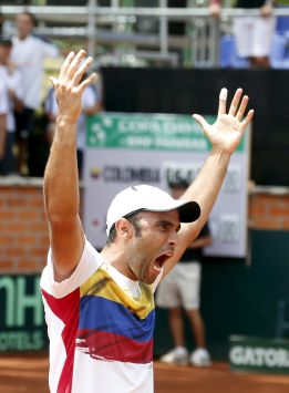 Colombia a un punto del grupo mundial de Davis: gana en dobles