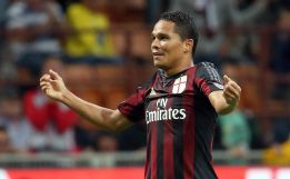 Carlos Bacca: Quiero dejar huella en Milan como lo hizo Inzaghi