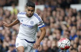 Mourinho: “Para jugar, Falcao tiene que ser mejor que Costa”