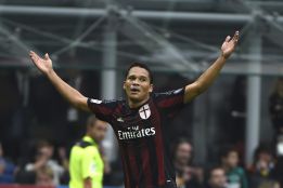 Carlos Bacca en el top 5 de los goleadores de la liga italiana