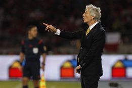Pékerman: Pudimos ganar el partido ante Chile