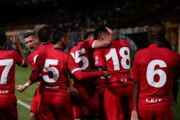 Fortaleza lo vuelve a hacer y asciende a primera división