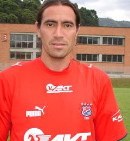 DT de Huracán dejó huella en el DIM con su zurda y liderazgo