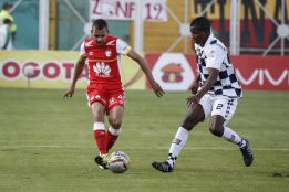 Santa Fe, sin Omar y Seijas, recurre a Gómez en su debut
