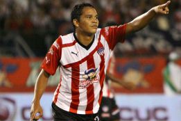Hinchas le rendirá homenaje a Bacca por su debut en Junior