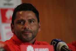 Bedoya auténtico: Expulsado en debut como asistente de Santa Fe