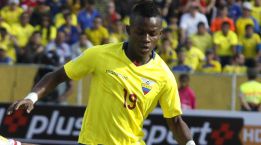 Ecuador alerta por el juego de Carlos Bacca en el área