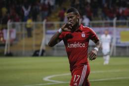 Ayron del Valle, el goleador alejado del gol