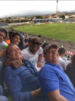 Tino Asprilla, dividido entre Cortulua y Atlético Nacional