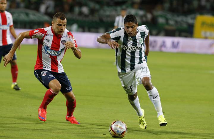 Ruiz y Henríquez no estarán ante Huracán por precaución