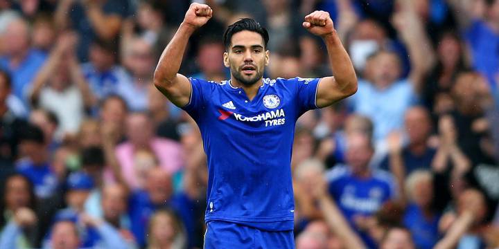 Falcao, jugador del Chelsea, no descarta nada pero prefiere seguir en Europa