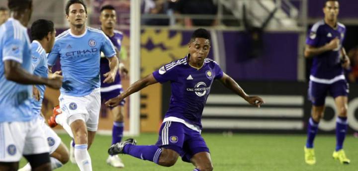 AC Milan tiene en la mira al colombiano Cristian Higuita