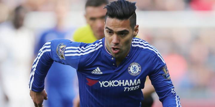 Besiktas quiere a Falcao para reemplazar a Mario Gómez