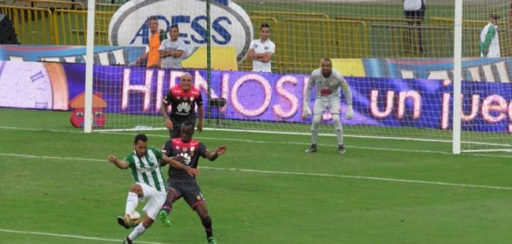 Resumen Atlético Nacional 0-1 Independiente Santa Fe, partido de la Liga Colombiana.