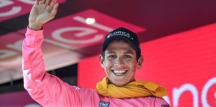 Esteban Chaves, nuevo líder del Giro de Italia tras la etapa 19.