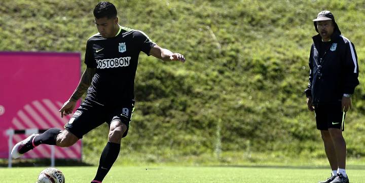 Duque entrena con Nacional y Rueda sigue buscando un 9
