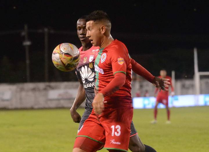 Santa Fe sufre a Borja y un mal arbitraje ante Cortuluá en el primer juego de los cuartos de final