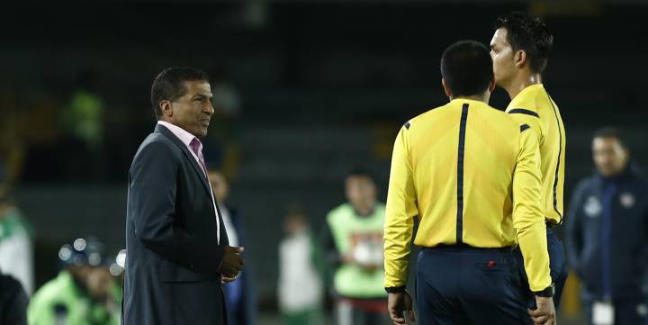 Pastrana respalda a Alexis en Santa Fe tras la eliminación
