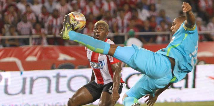 Junior y Nacional definieron el campeonato colombiano del año 2015-II. Ahora se vuelve a encontrar en semifinales.