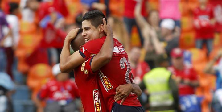 DIM sueña con la final de la mano de Molina y Hechalar