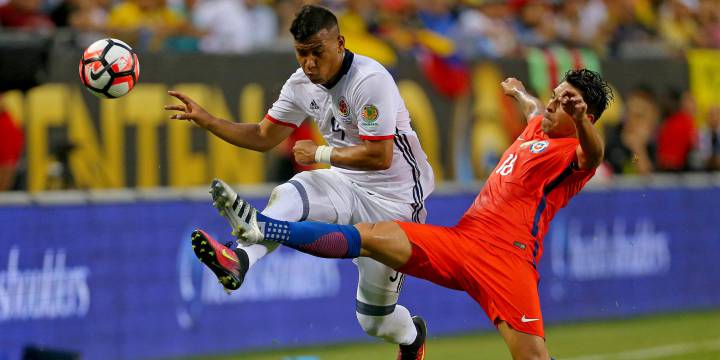 El Lyon sube la oferta por Roger Martínez a 6 millones de euros