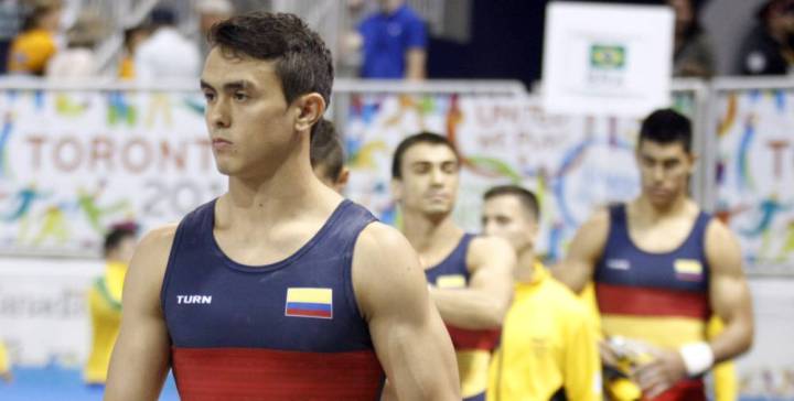 Jossimar Calvo gana oro, plata y bronce en Turquía